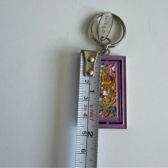 Vintage Disney Spinner Keychain Pooh Bear and Friends - Picture 8 of 9